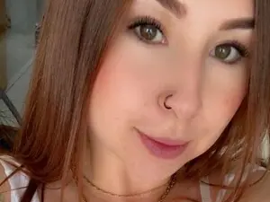 Myfreecams Live Sex Cam of Laurah