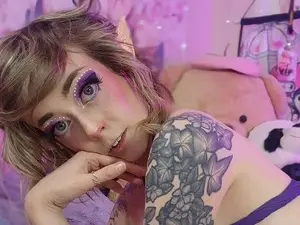 Myfreecams Adult Video Chat of Riley_Cyriis