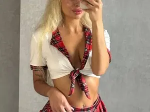 Myfreecams Free Live Porn of SaraShine_