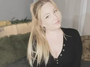 Myfreecams Watch Live Sex Cams of Gardengirl69