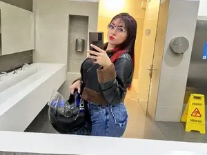 Myfreecams Best Webcam of Carolinhe_