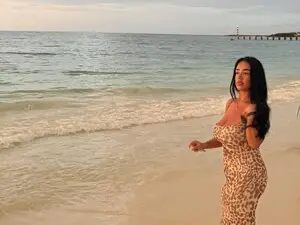 Myfreecams Watch Live Sex Cams of ElleBloom