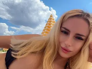 Myfreecams Adult Video Chat of ChristiHanson