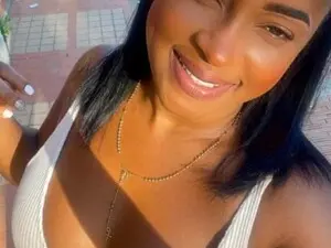 Myfreecams Best live sex cam show of Larhy_Qeen_