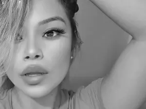 Myfreecams Watch Live Sex Cams of RenataFih0or_