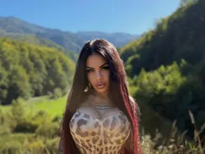 Myfreecams Watch Live Sex Cams of Hblackbarbie