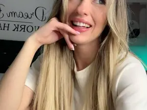 Myfreecams Adult Video Chat of KatieCutieXo