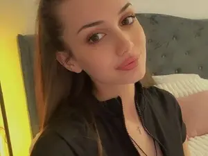 Myfreecams Free Porn Cam of Glossy_