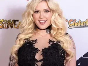 Myfreecams Watch Live Sex Cams of MermaidMiley