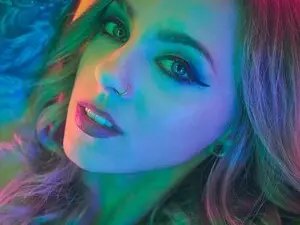 Myfreecams Free Porn Cam of AstridLuxe