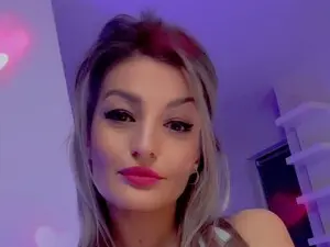 Myfreecams Nude Webcam of OXXXY