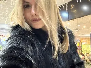 Myfreecams Watch Live Sex Cams of velvet_49