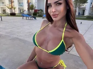 Myfreecams Free Porn Cam of EllenKarter