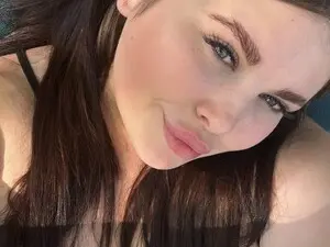 Myfreecams Free Live Porn of Milana_Kelly