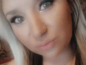 Myfreecams Adult Video Chat of LusciousLindz