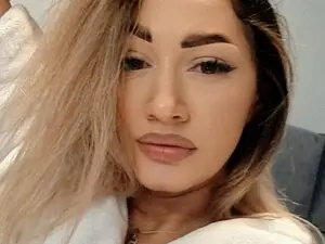 Myfreecams Free Porn Cam of Rossana_doll