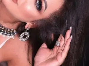 Myfreecams Watch Live Sex Cams of Assyaa