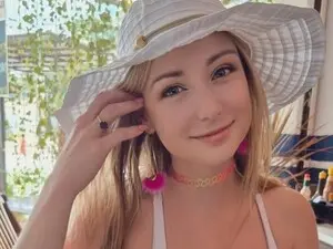 Myfreecams Best Webcam of BellaAndersin