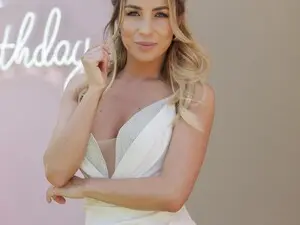 Myfreecams Watch Live Sex Cams of GirlPleasure