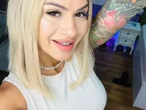 Myfreecams Free Live Porn of TiffanyMaze