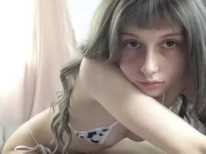 Myfreecams Private Sex Chat of poutyangel_