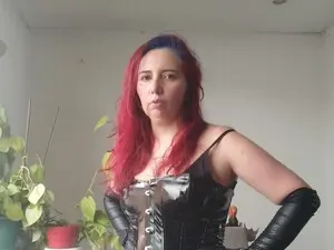 Myfreecams Sex Cam of Ursula_fire