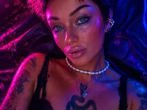 Myfreecams Watch Live Sex Cams of LessaHost