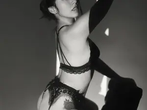 Myfreecams Live Sex Cam of Valery_Wang
