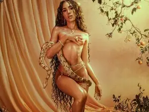 Myfreecams Watch Live Sex Cams of AMNIE_