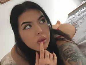 Myfreecams Live Sex Cam of Anna_Heart
