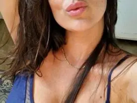 Olecams Live Sex of micaela_madrid