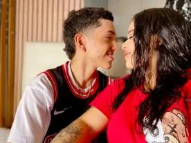 Olecams Live Sex Cam of CoupleNextDoor