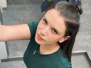 Streamate Nude Webcam of RileyStone