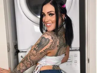 Streamate Watch Live Sex Cams of NikitaRaeBlack