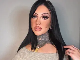 Streamate Free Porn Cam of NikitaRaeBlack