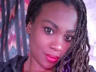 Streamate Live Porn of Naughtyyblack