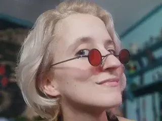 Streamate Adult Webcam of MissQuinCam