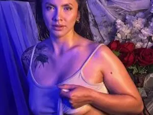 Streamate Watch Live Sex Cams of Lucia_s