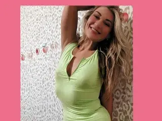 Streamate Private Sex Chat of KamiliaMae