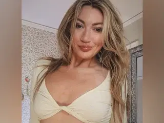 Streamate Adult Webcams of KamiliaMae