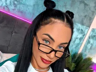 Streamate Watch Live Sex Cams of Hazzell