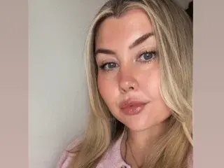 Streamate Best live sex cam show of PeachyPolUK