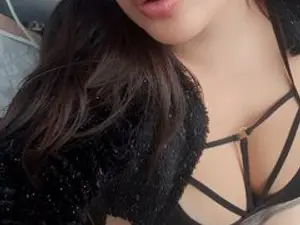 Streamate Free Porn Cam of ZafiraRouge89
