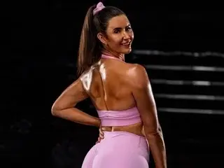 Streamate Free Porn Cam of BrunetteRubyRose