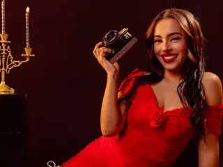 Streamate Adult Webcams of MiiaaMonroe