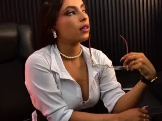 Streamate Live Porn of MiiaaMonroe