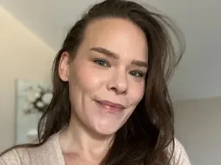 Streamate Live Sex Cam of sarahinparadise