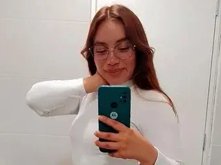 Streamate Live Sex Cam of Camila_Voss
