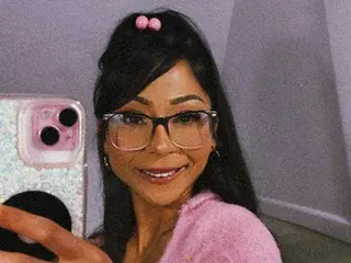 Streamate Adult Webcam of xsophiawoodzx