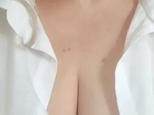Streamate Watch Live Sex Cams of LadybirdXoX